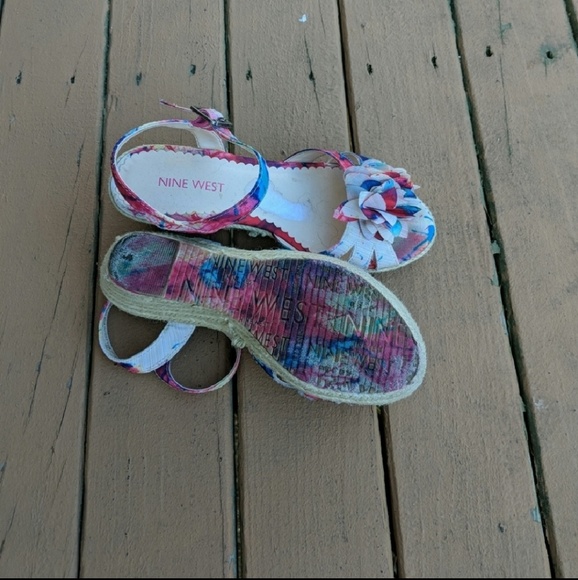 Nine west sandals - Picture 4 of 6